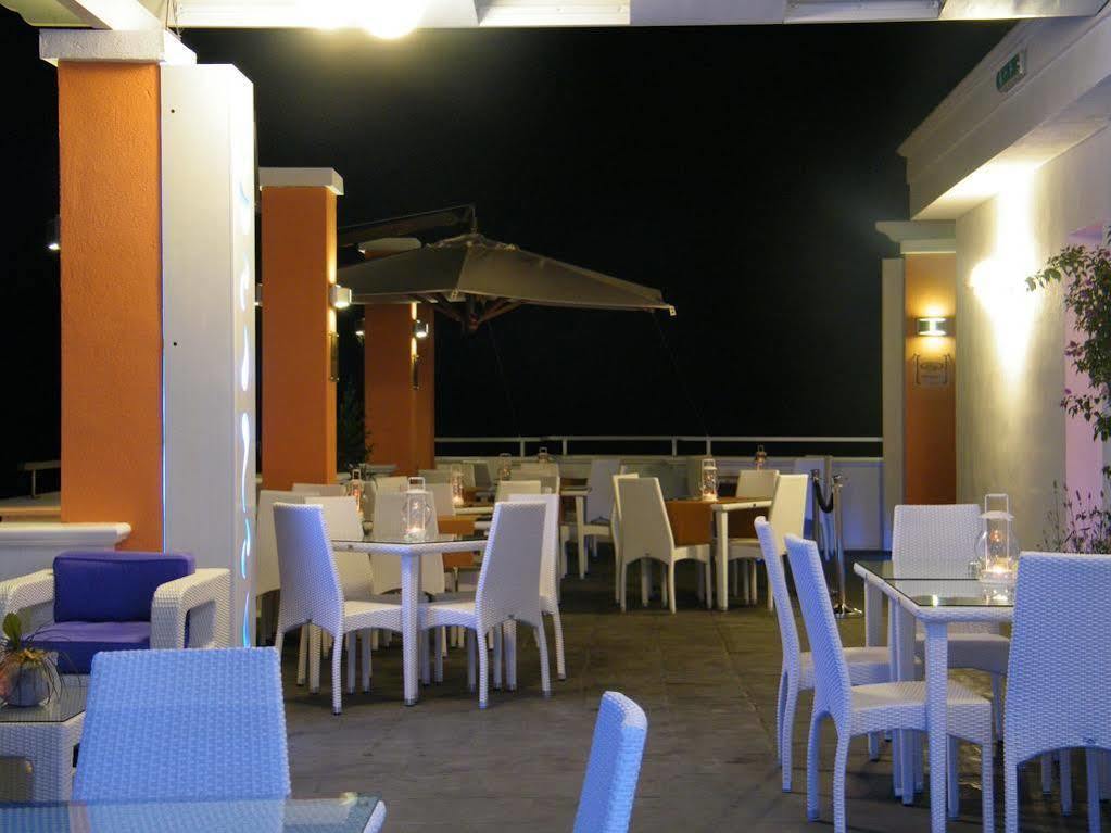 Piccadilly Rooms Restaurant And Beach サンタ・マリア・アル・バーニョ エクステリア 写真