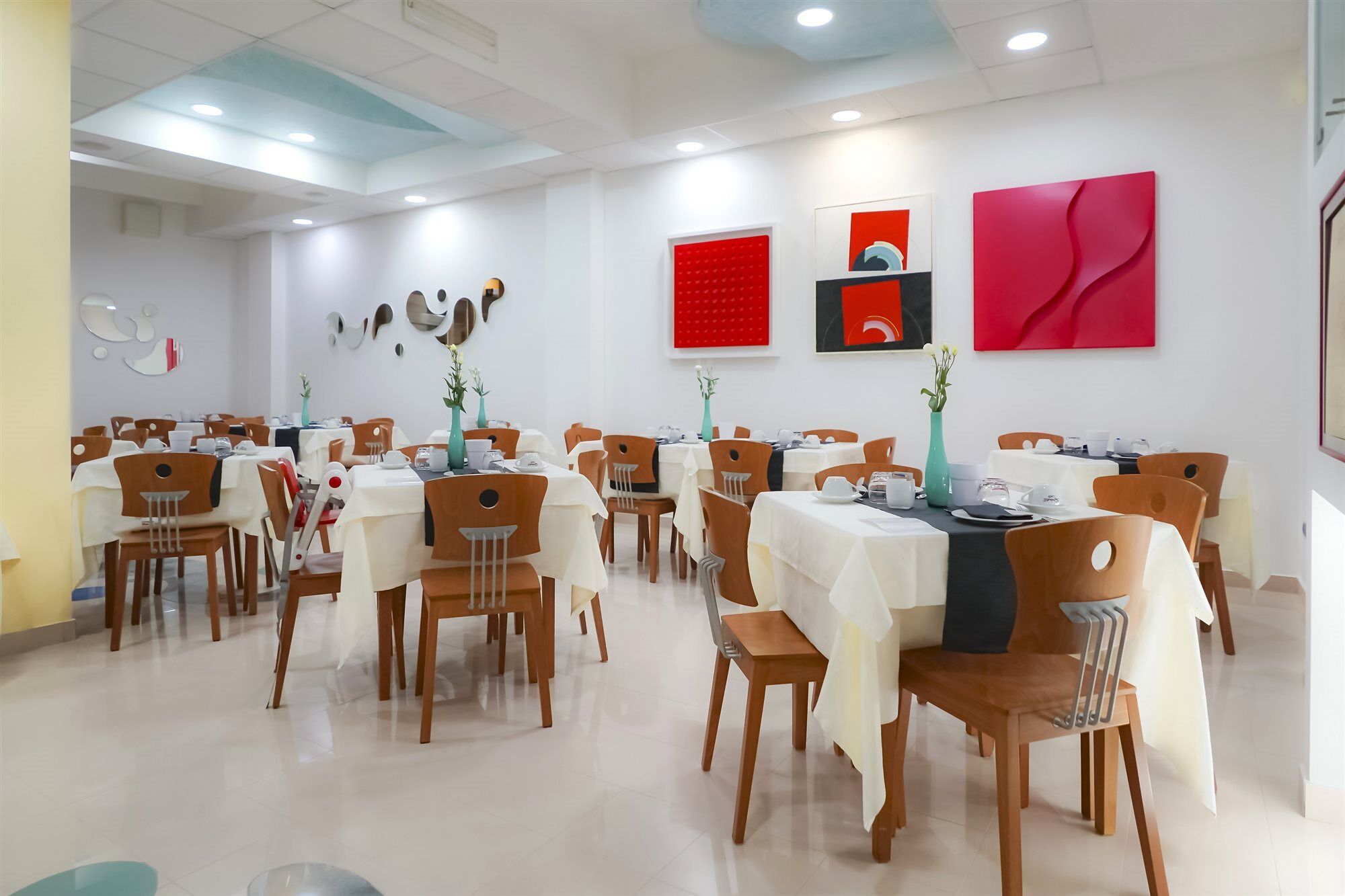 Piccadilly Rooms Restaurant And Beach サンタ・マリア・アル・バーニョ エクステリア 写真